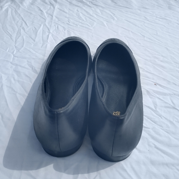 Michael Kors Ballet (Dylyn) Flats - Picture 3 of 7